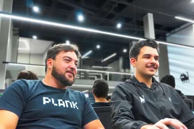 Plank engineers reviewing a build together